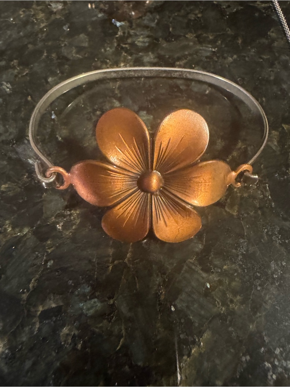Vintage-Inspired Copper Flower Bangle Bracelet - Women's Jewelry